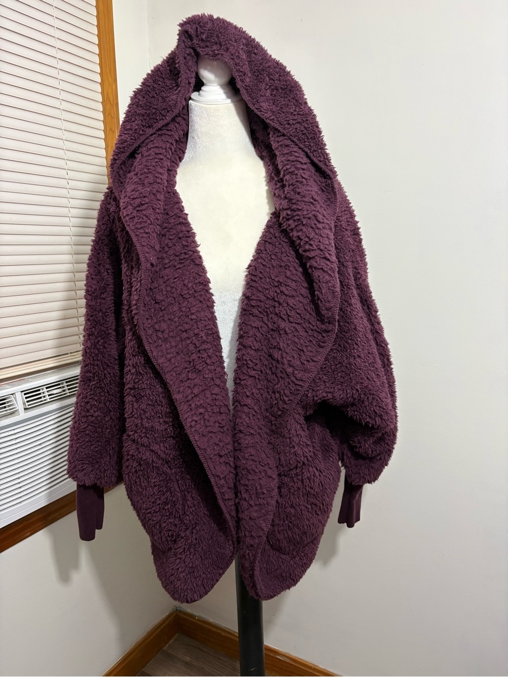 NWT Nordic Beach Hooded Body Wrap Jacket Sherpa Cardigan Purple OSFM